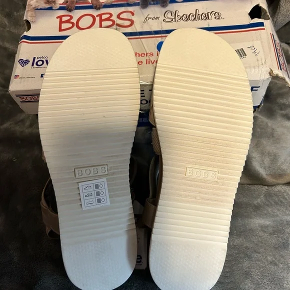 NIB Bob’s Vegan Tan Desert Kiss Sandals W/Straps From Skechers, Size 6.5. - Picture 8 of 9